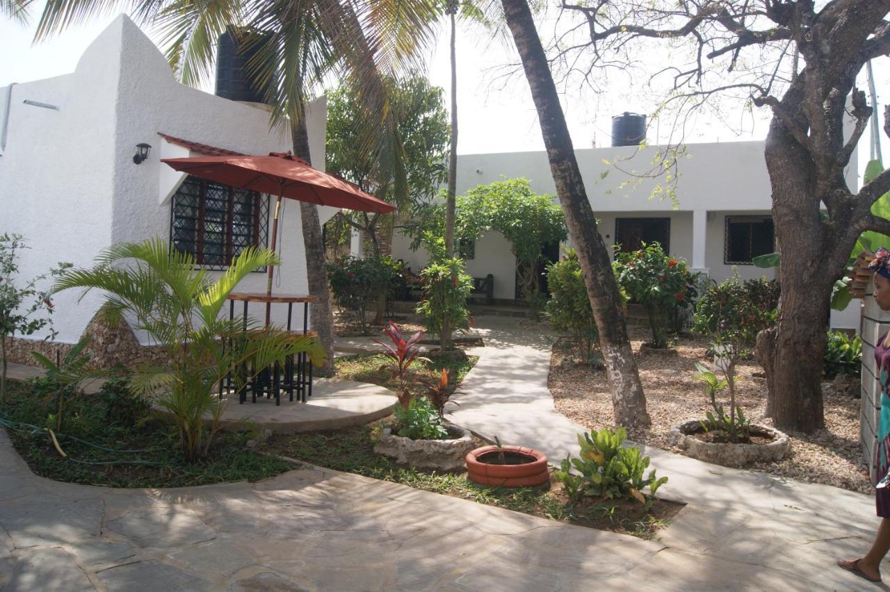 Luciano & Grace Apartments Watamu Exteriér fotografie